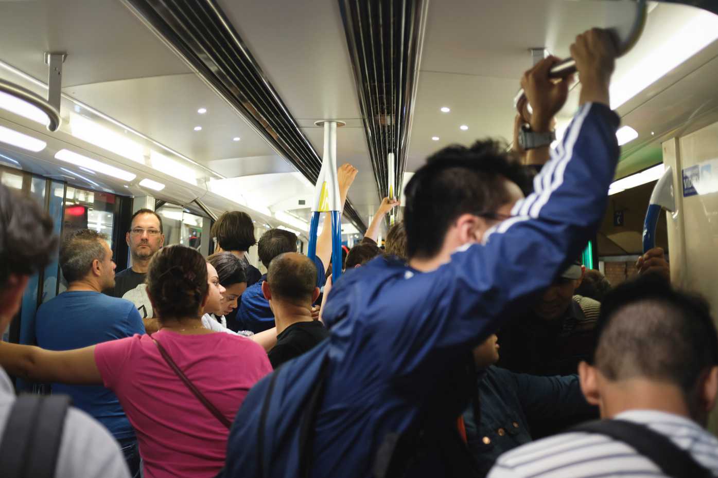 A crowded metro traincar